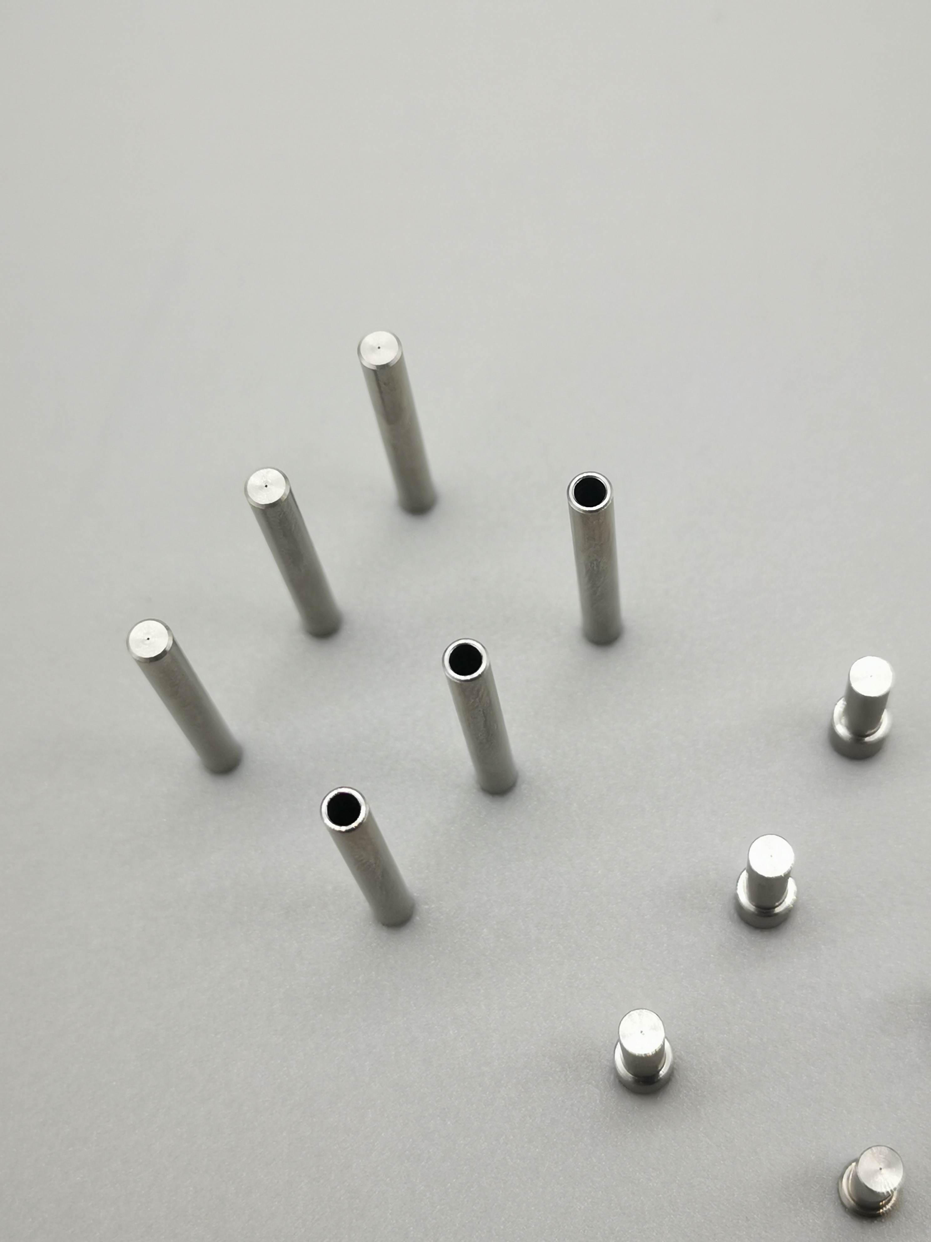 光纤连接件/光学电子元器件/光纤插芯/0.13mm精密微小孔零件加工/走芯机精密零件加工